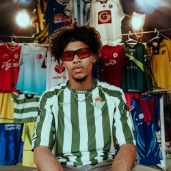 Chicocurlyhead